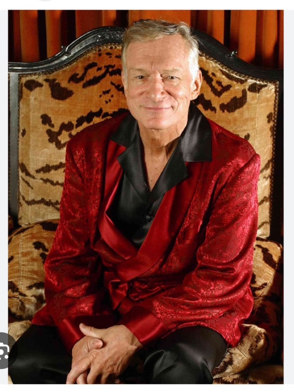 Funstigators Red velvet brocade Hugh Hefner Playboy Smoking Jacket Robe  L/XL